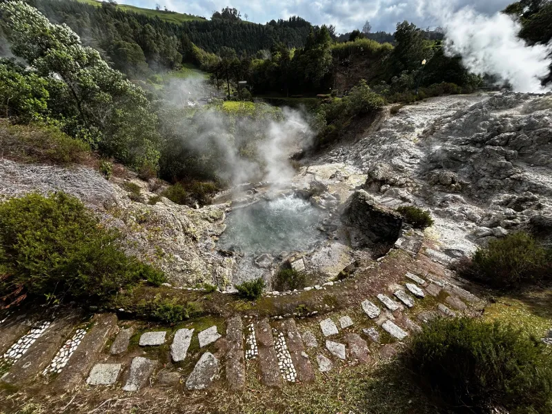 Geology and the volcanic landscapes of the Azorean islands 3