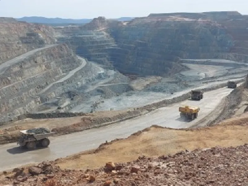 Ore deposits in the eastern Iberian Pyrite Belt 3